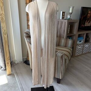 Stunning LuLaRoe L Elegant Joy